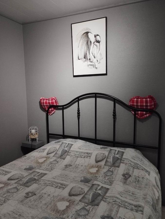 La chambre d Angeline Foy-Notre-Dame Exterior foto